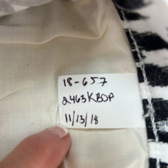 L’AGENCE Black and White  5 Pocket Animal Print Jean Short Shorts Size 25 - Picture 4 of 4